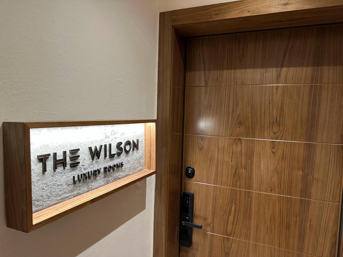 The Wilson Tirana Hotel ภายนอก รูปภาพ